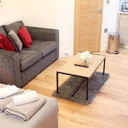 Executive Bright And Airy Studio Apartment In Sydenham London Exterior photo